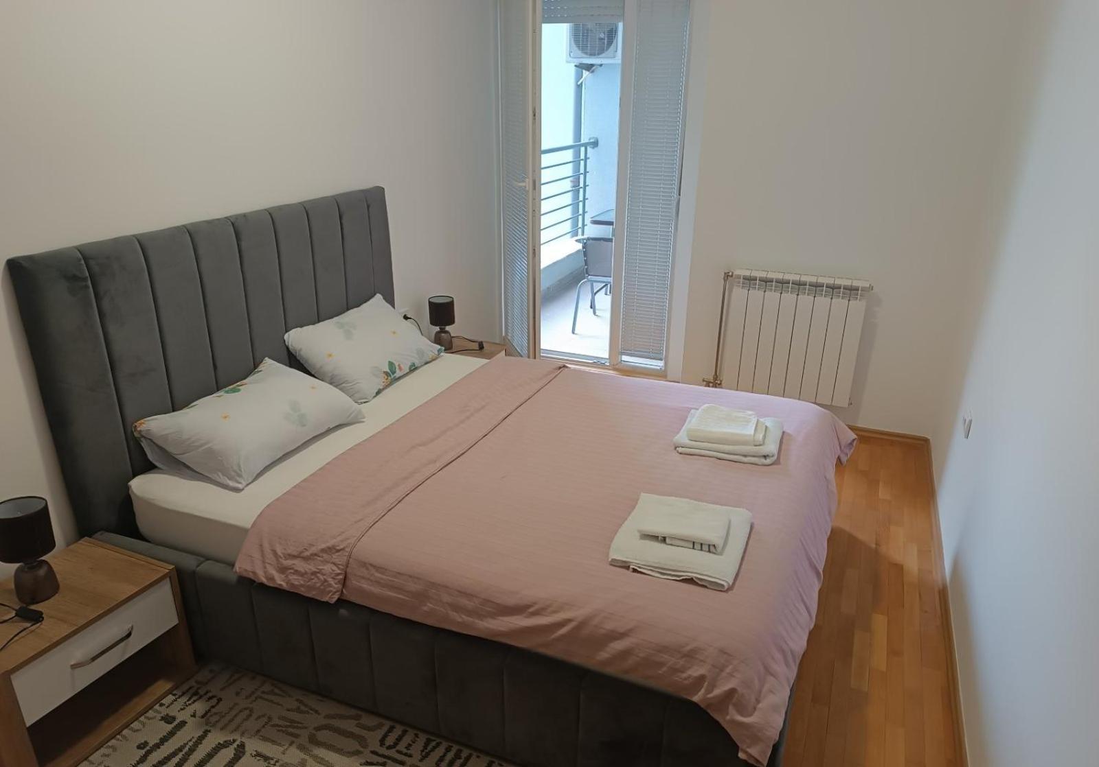 Djs Apartman *
